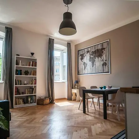 Casanova - San Giusto 公寓