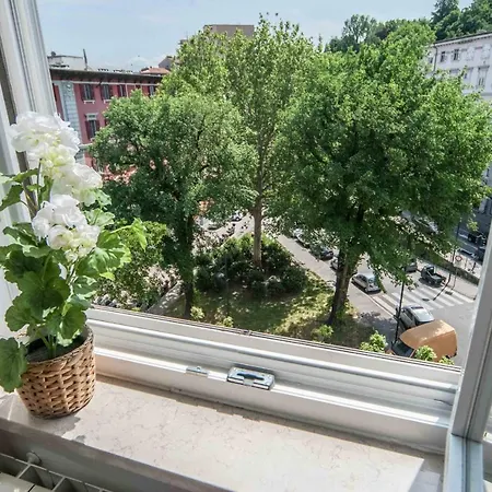 Casanova - San Giusto Apartment